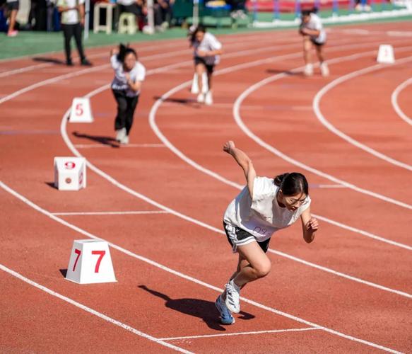 到一个天才 到一个天才